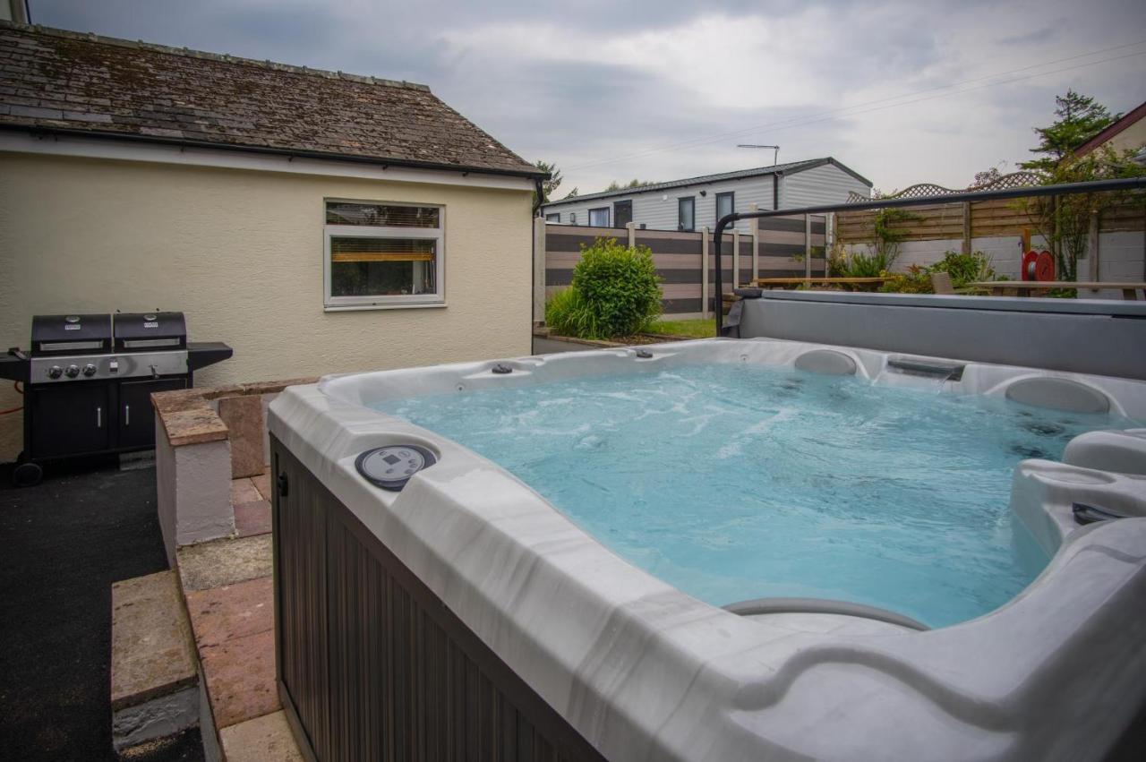 Pendeilo Villa - 5 Bedroom Holiday Home - Amroth Bagian luar foto